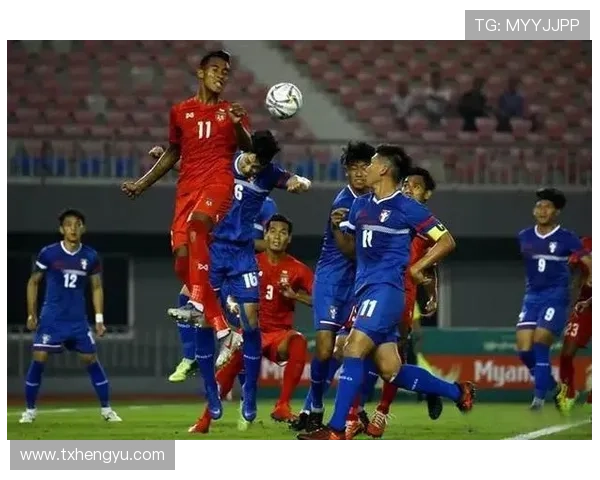 中国男足奋力拼搏逆转取胜全场沸腾展现团队精神与新时代风采