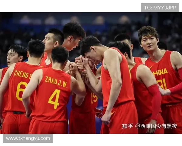 中国男篮强势逆转菲律宾队晋级世界杯八强，球员表现引热议